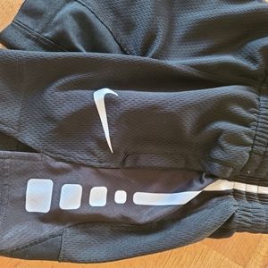 Kids basketball shorts